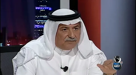 وزير المالية "قليل الكلام".. السعوديون ينتظرون انتهاء صمته عند "الثامنة"