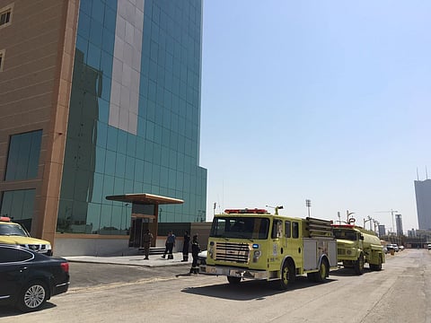 شاهد.. حملات "المدني" للسلامة تغلق 4 أبراج بالرياض وتسمح لخامس بالعمل