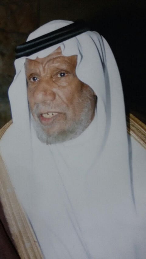 "ابن ملبس" إلى رحمة الله