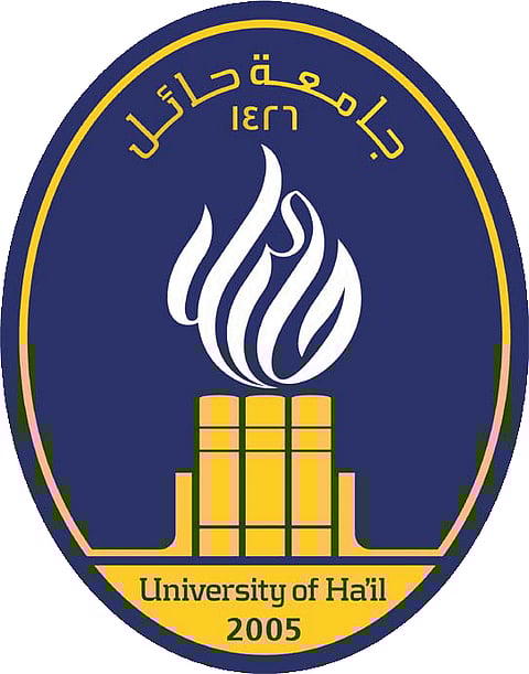 جامعة حائل تتوعد سائقي حافلاتها المستغلين للطالبات مالياً