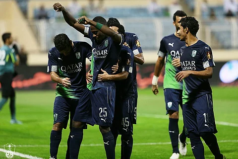 ضرب هجر بالستة و"السومة" حضر بـ"الهاتريك".. الأهلي: جايك يا "إتي"