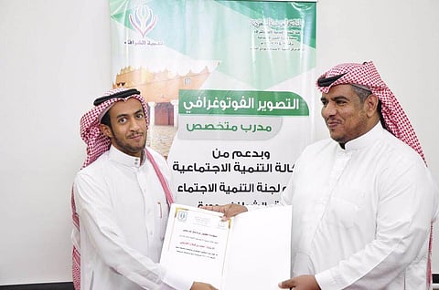 دورة في أساسيات التصوير الفوتوغرافي بـ"شرافاء وادي الدواسر"