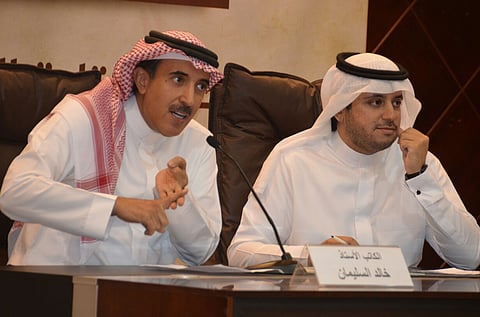 "السليمان": قطاعات حكومية تسرق أفكار الكتاب