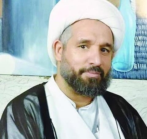 "السلمان" داعياً للإبلاغ عن المطلوبين: أبناء القطيف خلف رجال الأمن والقيادة