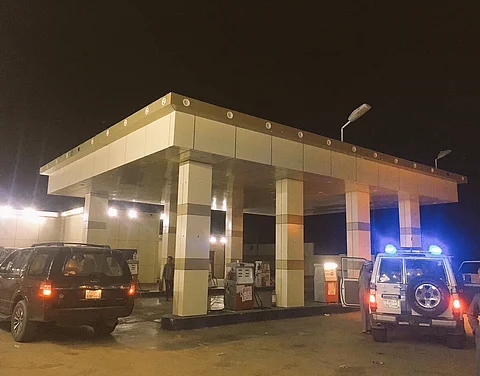 إغلاق محطة بنزين برماح تقوم بخلطه قبل البيع