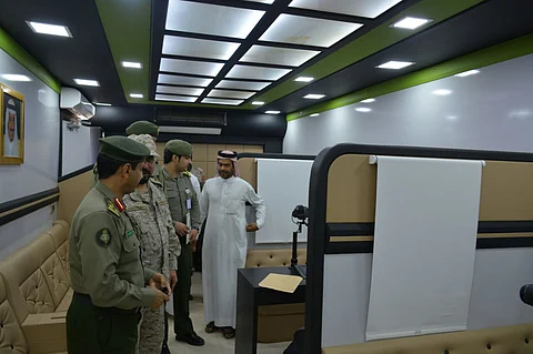 "الجوازات" تقدم خدماتها للمرابطين على الجبهة دون عناء مراجعة الإدارة