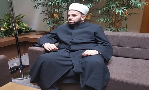 "مفتي الجبل الأسود" لـ"سبق": لا يوجد بيننا "تشيّع صفوي".. ولهذه الأسباب طلبت من السفير الإيراني سحب جيوشهم