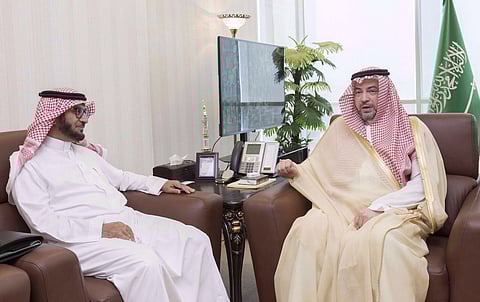 "السديري" يستقبل مدير المؤسسة الخيرية للعناية بمساجد الطرق