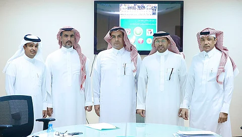 "الزيد" يجتمع مع مديري المنتخبات السنية ويطالبهم بتلافي السلبيات
