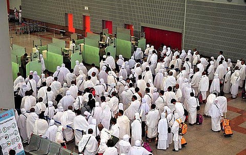 تقرير: 150 ألف معتمر قدموا للمملكة عبر مطار جدة منذ بدء الموسم