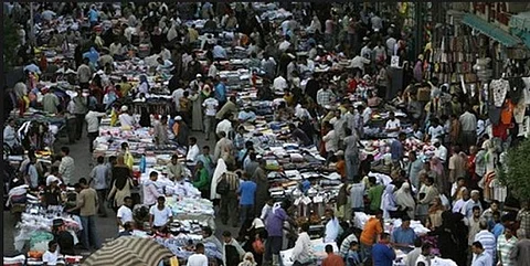 عدد سكان مصر يتخطى الـ 100 مليون نسمة في الثامنة من مساء اليوم