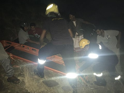 سقوط طيار شراعي سعودي من منحدر جبلي بجازان