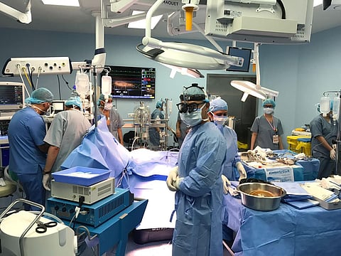 مركز القلب في حائل يجري أول عملية للقلب المفتوح