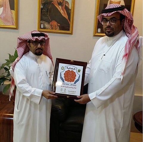"تعاوني القطيف" يُكَرّم "الأحوال المدنية" لمشاركتها في فعاليات تعزيز الأمن الفكري
