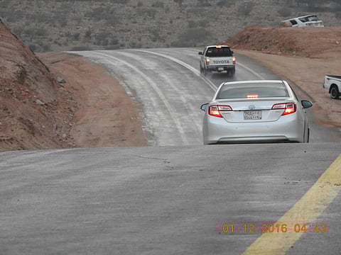 أمطار خفيفة إلى متوسطة على المدينة ومحافظاتها.. و"المدني": لا بلاغات