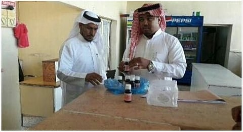 إغلاق مطعم شهير بـ"رنية" يُقدّم وجباته مخلوطة بـ "أدوية السعال"