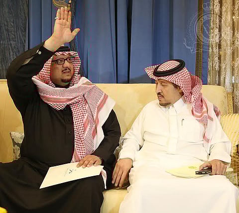 فيصل بن تركي: حسين طلب إجازة ولم يُبعد.. وسنحل قضايانا الخارجية