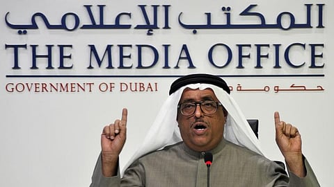 ضاحي خلفان يغرّد شعراً: لا تسألني لماذا أحب آل سعود وخادم الحرمين