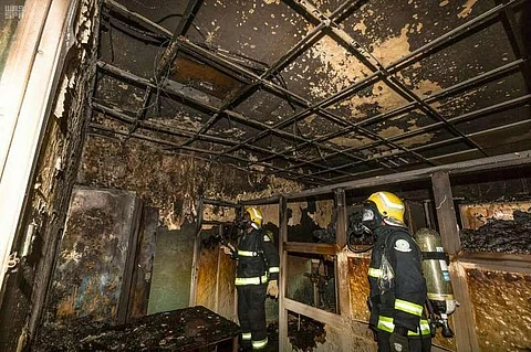 "المدني" يسلم ملف حريق مستشفى العارضة للشرطة وسط تساؤلات عن جنائية الحادث