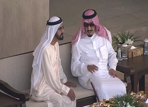 خادم الحرمين يزور منطقة الشندغة التاريخية .. النواة الأولى لـ "دبي"