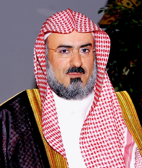 مدير جامعة الإمام: خادم الحرمين "رائد العمل التطوعي"