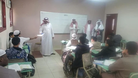 "الذويبي" يحث قادة ومعلمي المدارس بالطائف على بذل الجهد خدمةً للأبناء الطُلاب
