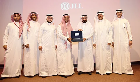 القطاع السكني بمكة يعاني شحاً في المنازل ميسورة التكلفة و30% انخفاضاً في قيمة الأراضي خارج "المركزية"