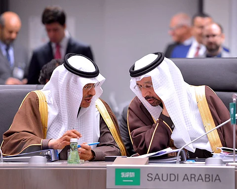 بعد مفاوضات قادتها المملكة ودول الخليج.. اتفاق "أوبك" يرفع أسعار النفط بنسبة 19%