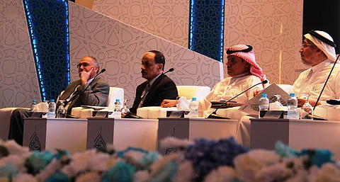 المؤتمر العالمي للمساجد يستعرض التصاميم والتقنيات القابلة للتطبيق في البناء