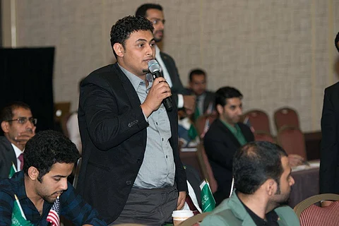 إلغاء بدل التأمين ويوم المهنة وإيقاف "الطيار" عن إصدار التذاكر.. مشكلات تواجه "مبتعثي أمريكا"