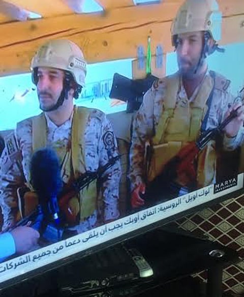 أم لـ"ضابطين" ترفض عودتهما من "الجبهة" لخدمتها وتخيّرهما: النصر أو الشهادة