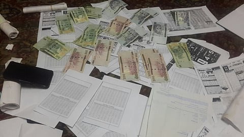 الدوريات السرية تطيح بآسيويَّيْن يلعبان القمار بخميس مشيط