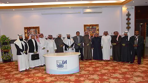 كلية ابن رشد بأبها تمنح أبناء الشهداء 50 منحة دراسية