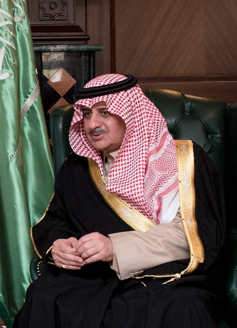عمد أحياء منطقة تبوك يتفاعلون مع توجيه "فهد بن سلطان"