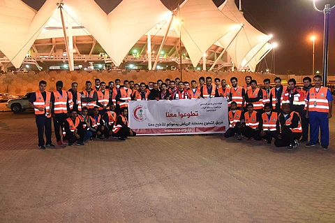 شاهد.. "الهلال الأحمر": 30 حالة إسعافية في إستاد الملك فهد الدولي