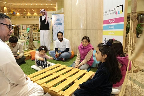 "التعليم" تكرم "الطيران المدني" لاحتفائها باليوم العالمي للغة العربية