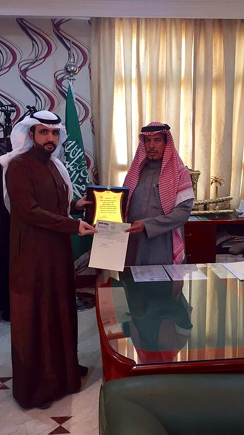 بتوجيه أمير الرياض.. تكريم مدير مكافحة المخدرات في "الأفلاج"