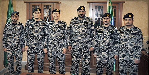 ترقية عدد من الضباط بقوة أمن المنشآت بالمدينة المنورة