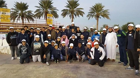 بالصور.. "أيتام الشرقية" يشاركون فى سباق الجري بكورنيش الخبر