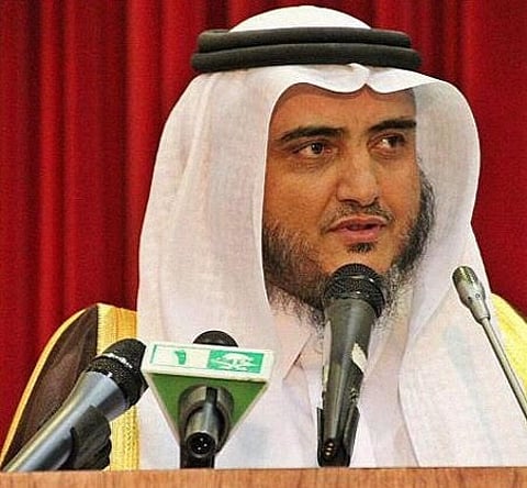 "آل هادي": "أمانة وتجارة الباحة" أفادونا أن عملهم وضع التسعيرة بالمطاعم ومراقبتها فقط!