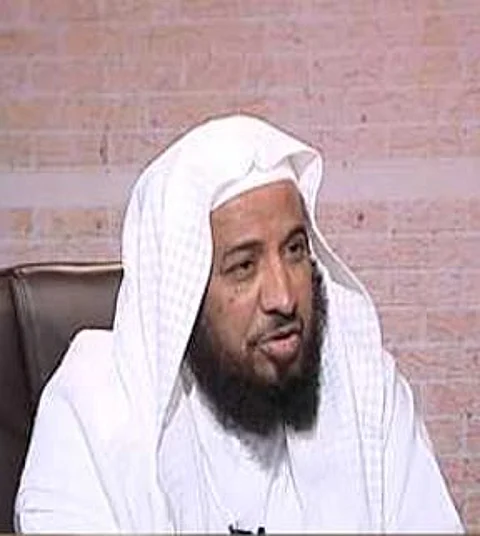 مفتي عدن: هدف الحوثيين تغوير الهوية وعقائد الناس وتوجههم