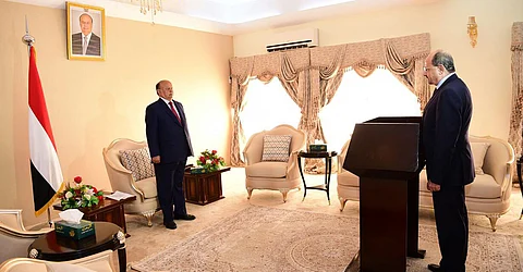 عدن.. "الزنداني" يؤدي اليمين بمناسبة تعيينه سفيراً لليمن في السعودية