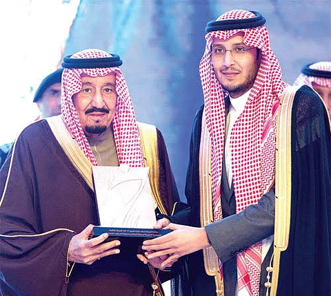 "أحمد بن فهد": خادم الحرمين داعم ومشجع للأعمال الخيرية