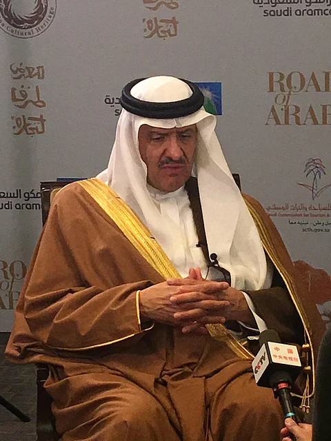 "سلطان بن سلمان" يتحدث في الصين عن السياحة السعودية ومستقبلها الواعد