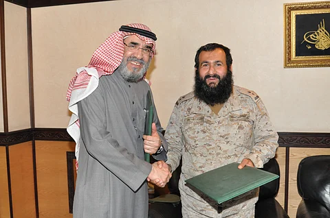 "الندوة العالمية" توقع مذكرة تفاهم مع الشؤون الدينية بلواء الفاروق التاسع عشر