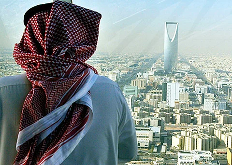 الميزانية في سباق 7 وزراء على "تويتر".. "الربيعة أولاً و"الحقيل" يتذيل!