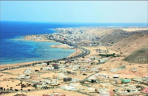 أملج.. اعتماد التسعيرة الجديدة للمطاعم والمغاسل وصوالين الحلاقة
