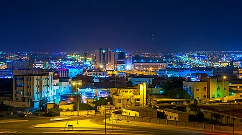 جازان.. حكم بالسجن 5 أشهر و250 جلدة بسبب رسائل جوال مزعجة