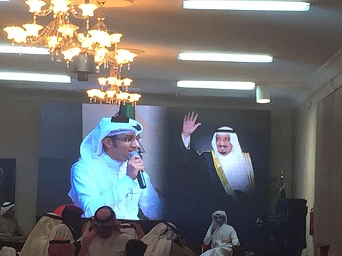 "سكنانا" تجذب عشاق الشعر في الطائف لأمسية "حيدر العبدالله"