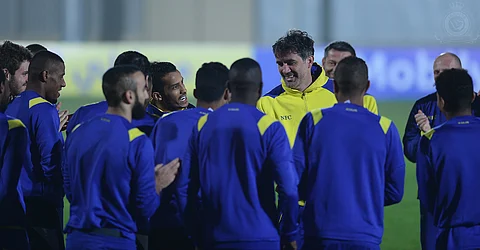 النصر: "عوض" يواصل برنامجه اللياقي .. و"غالب" يفوز بجائزة الأفضلية